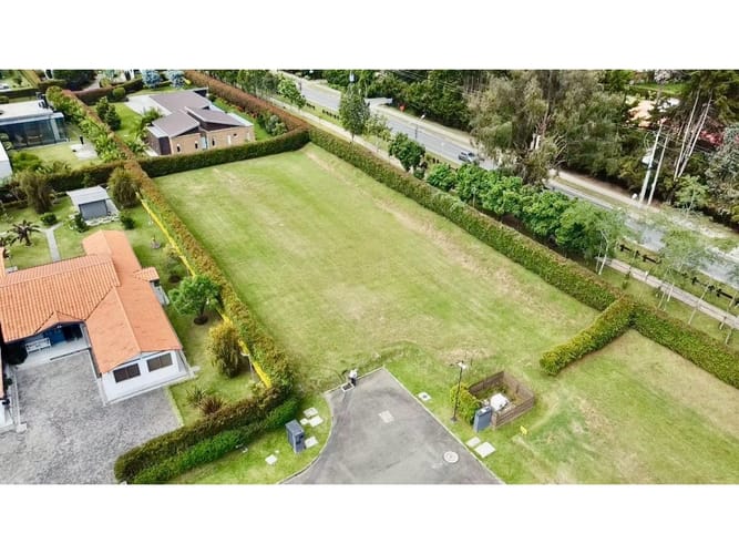 Lote en venta en Llano Grande, Rionegro, 1892 m² · foto 4 de 5