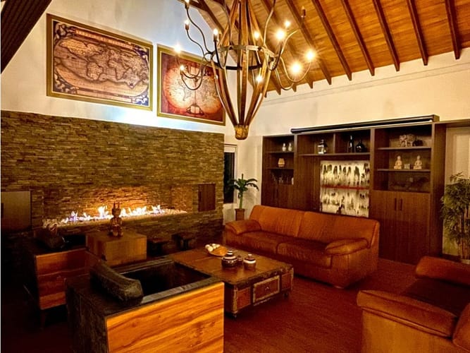 Casa de 4 alcobas en venta en Llano Grande, Rionegro, 600 m² · foto 3 de 23