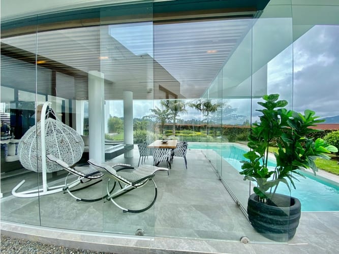 Casa de 3 alcobas en venta en Villagrande, Medellín, 600 m² · foto 1 de 24