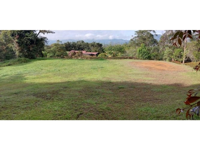 Lote en venta en Guamito, La Ceja, 5231 m² · foto 3 de 24