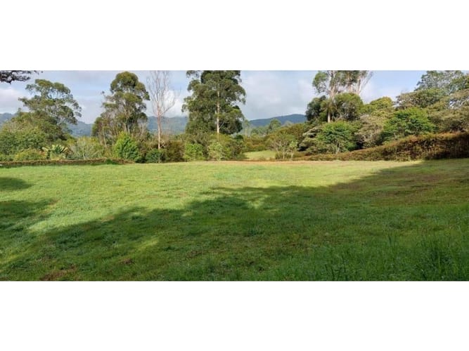 Lote en venta en Guamito, La Ceja, 5231 m² · foto 8 de 24