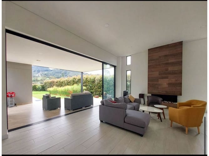 Casa de 4 alcobas en venta en Simesa, Rionegro, 536 m² · foto 6 de 21