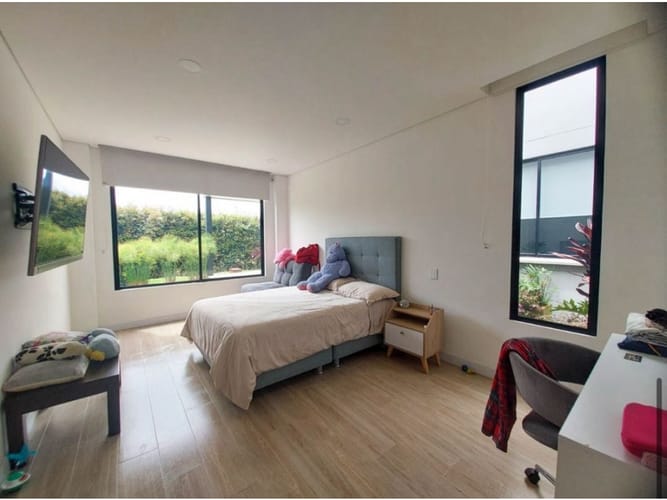 Casa de 4 alcobas en venta en Simesa, Rionegro, 536 m² · foto 10 de 21