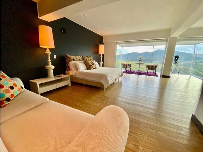 Casa de 6 alcobas en venta en Loreto, Medellín, 920 m² · foto 24 de 24