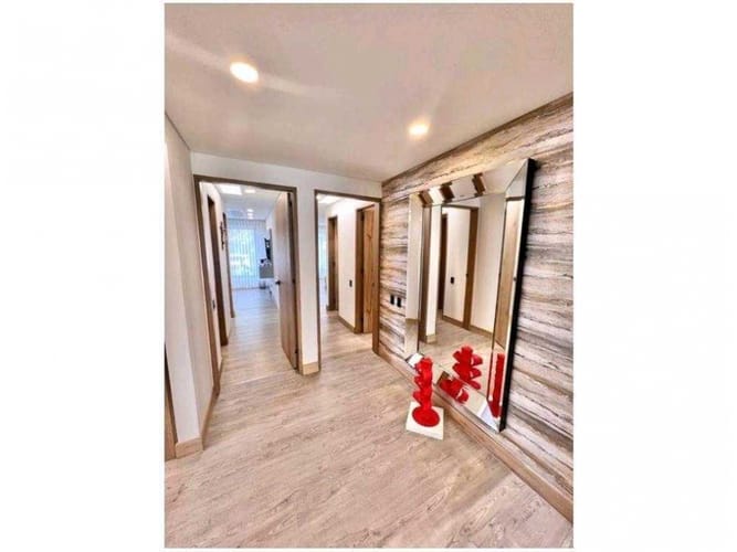Casa de 4 alcobas en arriendo en Las Palmas, Envigado, 450 m² · foto 9 de 24
