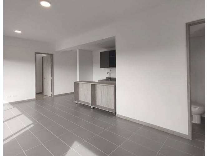 Apartamento de 2 alcobas en venta en El Porvenir, Rionegro, 77 m² · foto 7 de 15
