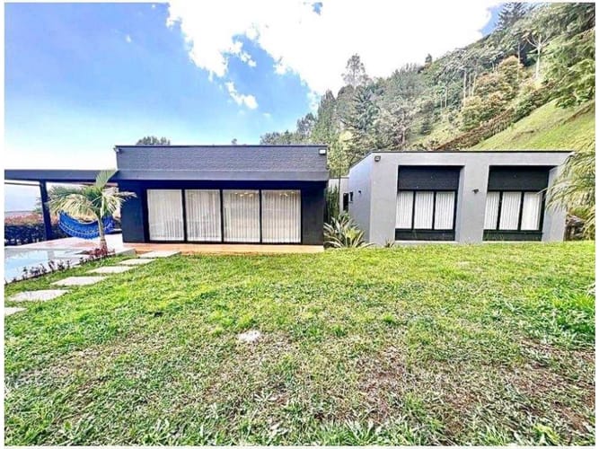 Casa de 4 alcobas en venta en Las Palmas, Envigado, 450 m² · foto 3 de 24