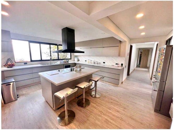 Casa de 4 alcobas en venta en Las Palmas, Envigado, 450 m² · foto 11 de 24