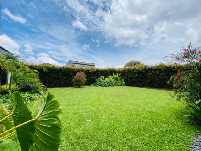 Casa de 3 alcobas en venta en Llano Grande, Rionegro, 420 m² · foto 13 de 24