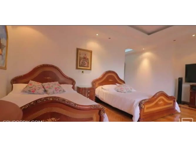 Apartamento de 4 alcobas en venta en San Lucas, Medellín, 570 m² · foto 12 de 24