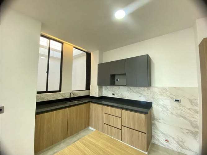Local en arriendo en Llano Grande, Rionegro, 115 m² · foto 3 de 7