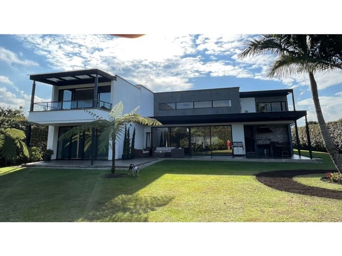 Casa de 5 alcobas en venta en Llano Grande, Rionegro, 600 m² · foto 4 de 20