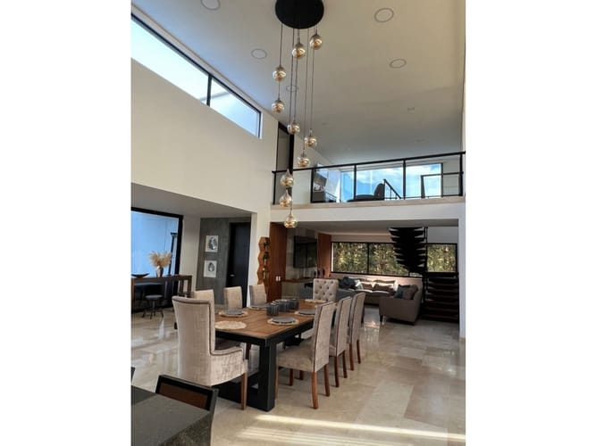 Casa de 5 alcobas en venta en Llano Grande, Rionegro, 600 m² · foto 5 de 20