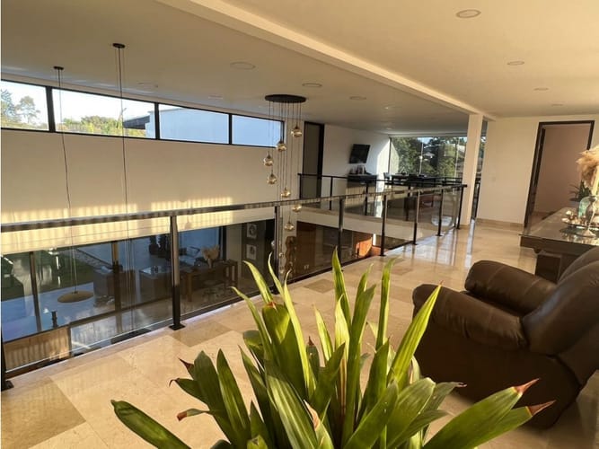 Casa de 5 alcobas en venta en Llano Grande, Rionegro, 600 m² · foto 7 de 20