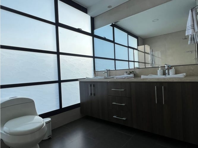 Casa de 5 alcobas en venta en Llano Grande, Rionegro, 600 m² · foto 18 de 20