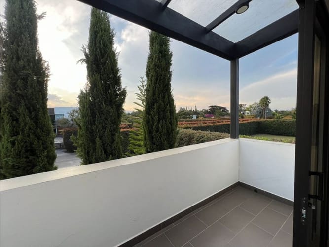 Casa de 5 alcobas en venta en Llano Grande, Rionegro, 600 m² · foto 19 de 20