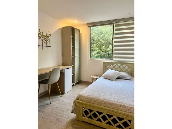 Apartamento de 3 alcobas en arriendo en El Poblado, Medellín, 150 m² · foto 8 de 14