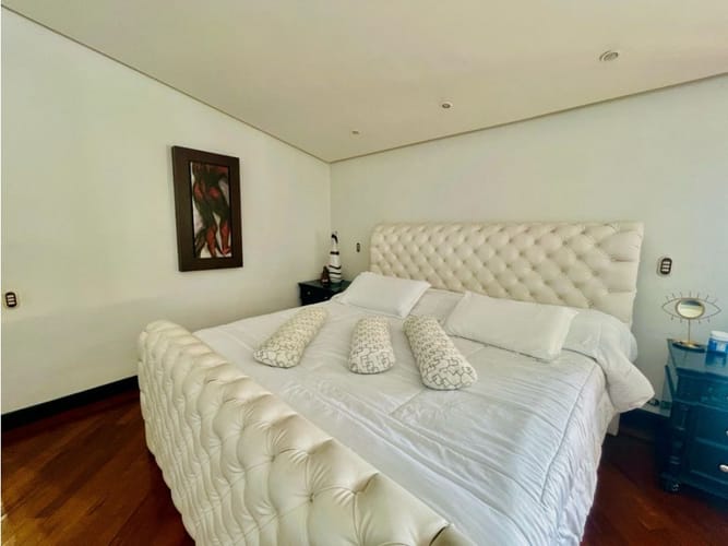 Apartamento de 3 alcobas en arriendo en El Poblado, Medellín, 150 m² · foto 11 de 14