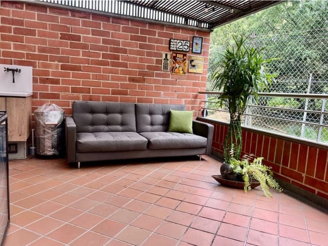 Apartamento de 3 alcobas en arriendo en El Poblado, Medellín, 150 m² · foto 12 de 14