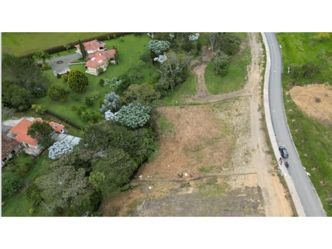 Lote en venta en San Miguel, La Ceja · foto 7 de 10