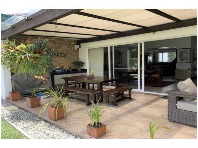Casa de 4 alcobas en venta en Llano Grande, El Carmen de Viboral, 386 m² · foto 9 de 17