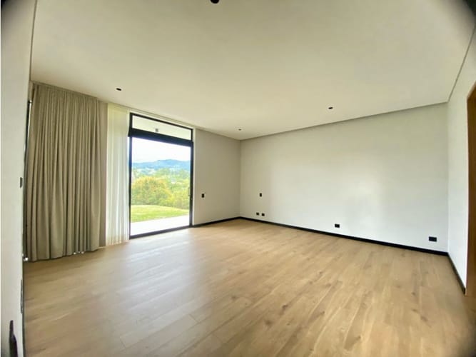 Casa de 3 alcobas en venta en Llano Grande, Rionegro, 450 m² · foto 16 de 24
