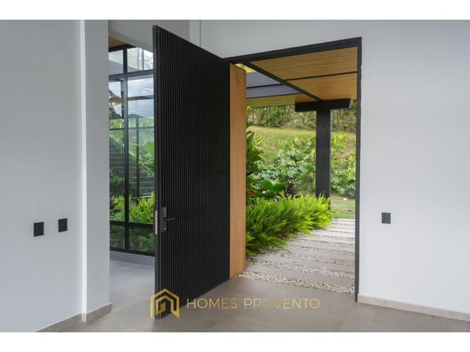 Casa de 3 alcobas en venta en Llano Grande, Rionegro, 450 m² · foto 18 de 24