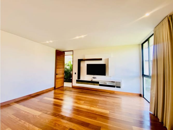 Casa de 6 alcobas en venta en Llano Grande, Rionegro, 800 m² · foto 4 de 24