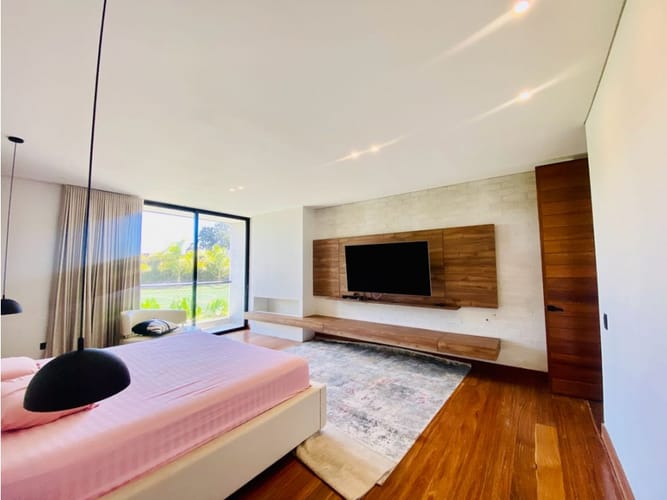 Casa de 6 alcobas en venta en Llano Grande, Rionegro, 800 m² · foto 7 de 24