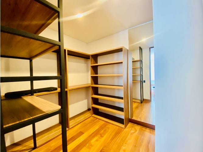 Casa de 6 alcobas en venta en Llano Grande, Rionegro, 800 m² · foto 8 de 24