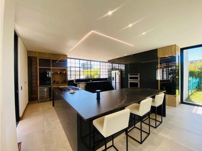 Casa de 6 alcobas en venta en Llano Grande, Rionegro, 800 m² · foto 10 de 24