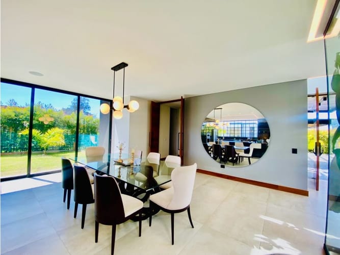 Casa de 6 alcobas en venta en Llano Grande, Rionegro, 800 m² · foto 12 de 24