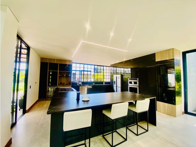 Casa de 6 alcobas en venta en Llano Grande, Rionegro, 800 m² · foto 15 de 24