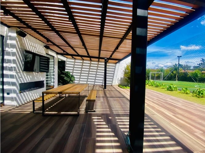 Casa de 6 alcobas en venta en Llano Grande, Rionegro, 800 m² · foto 18 de 24
