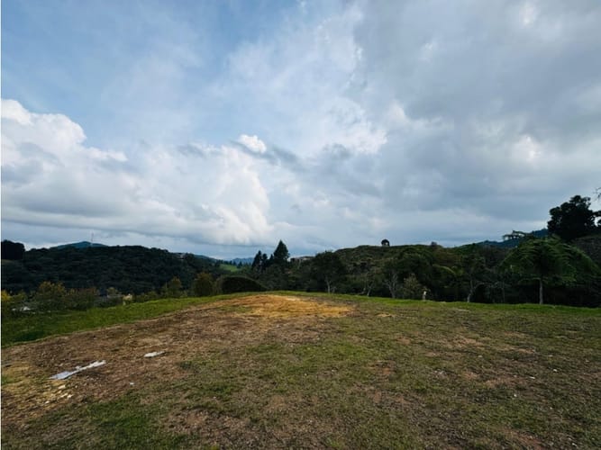 Lote en venta en Pantanillo, Envigado · foto 2 de 8