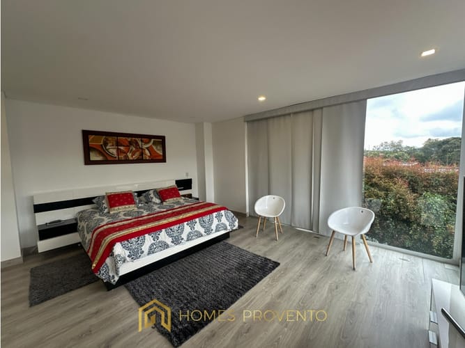 Casa de 4 alcobas en arriendo en Mesa, Envigado, 450 m² · foto 10 de 24
