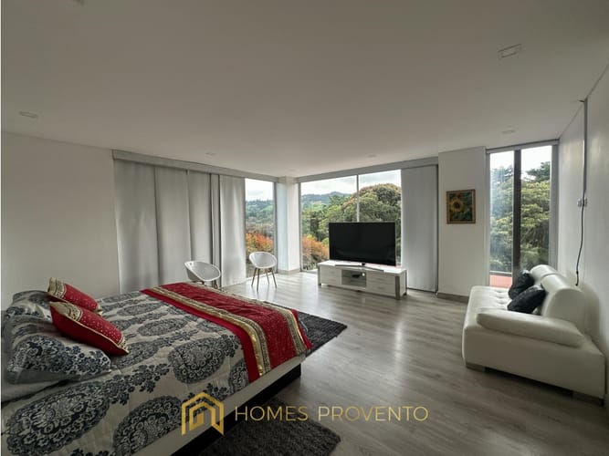 Casa de 4 alcobas en arriendo en Mesa, Envigado, 450 m² · foto 11 de 24