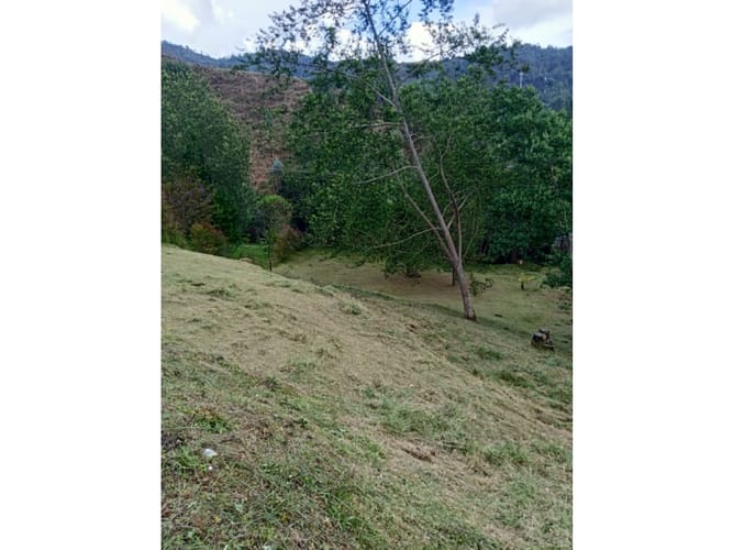 Lote en venta en Escobero, El Retiro, 1700 m² · foto 3 de 7