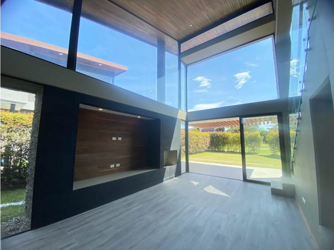 Casa de 4 alcobas en venta en Llano Grande, Rionegro, 241 m² · foto 14 de 17