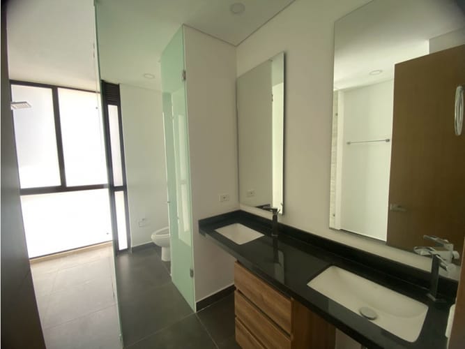 Casa de 4 alcobas en venta en Llano Grande, Rionegro, 241 m² · foto 17 de 17