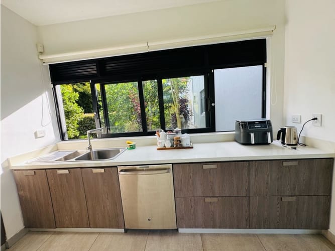 Casa de 6 alcobas en arriendo en Llano Grande, Rionegro, 900 m² · foto 13 de 24
