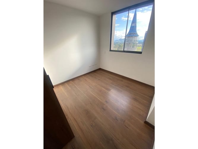 Apartamento de 3 alcobas en venta en San Antonio De Pereira, Rionegro, 80 m² · foto 7 de 13