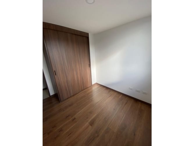 Apartamento de 3 alcobas en venta en San Antonio De Pereira, Rionegro, 80 m² · foto 10 de 13