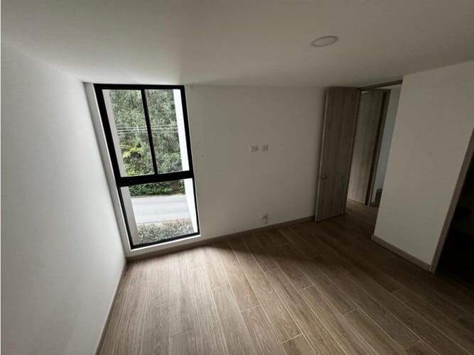 Apartamento de 2 alcobas en venta en El Retiro, 84 m² · foto 11 de 13