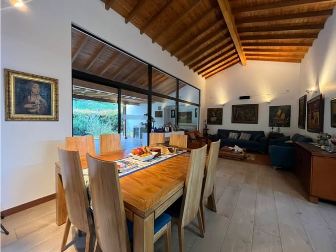 Casa de 3 alcobas en venta en El Retiro, 306 m² · foto 7 de 24