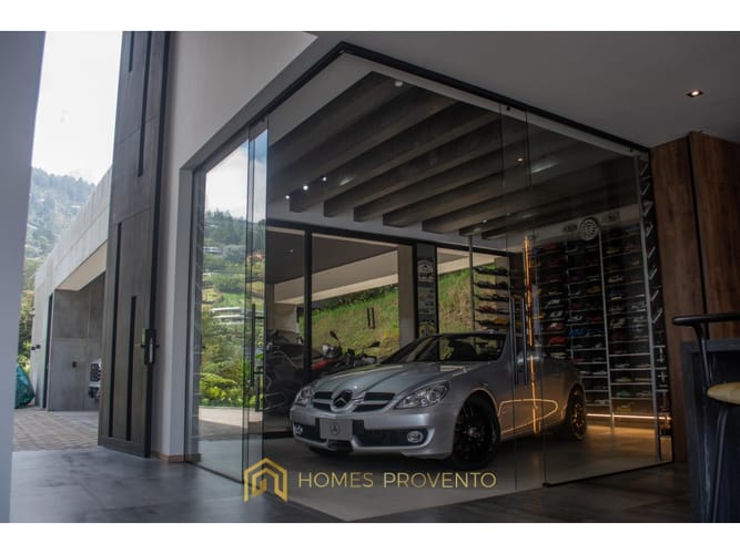 Casa de 4 alcobas en venta en Las Palmas, Envigado, 844 m² · foto 14 de 24