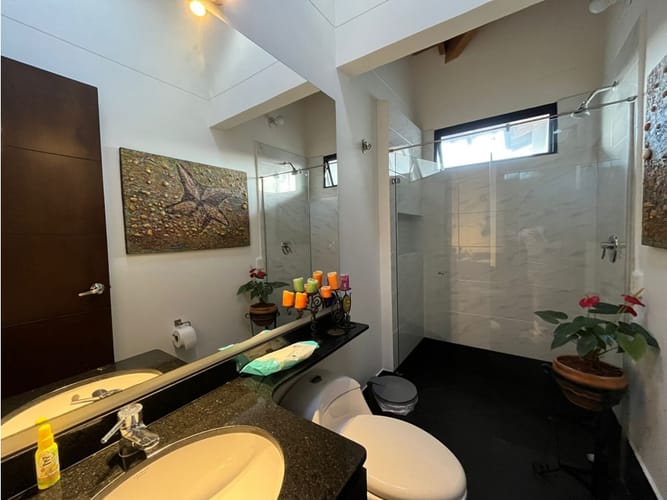 Casa de 3 alcobas en venta en El Retiro, 306 m² · foto 23 de 24
