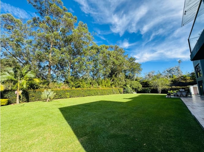 Casa de 6 alcobas en venta en Llano Grande, Rionegro, 900 m² · foto 4 de 24