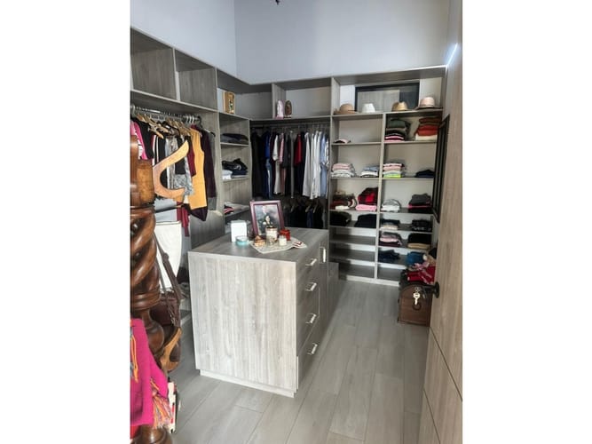 Casa de 6 alcobas en venta en Guamito, Rionegro, 400 m² · foto 14 de 14