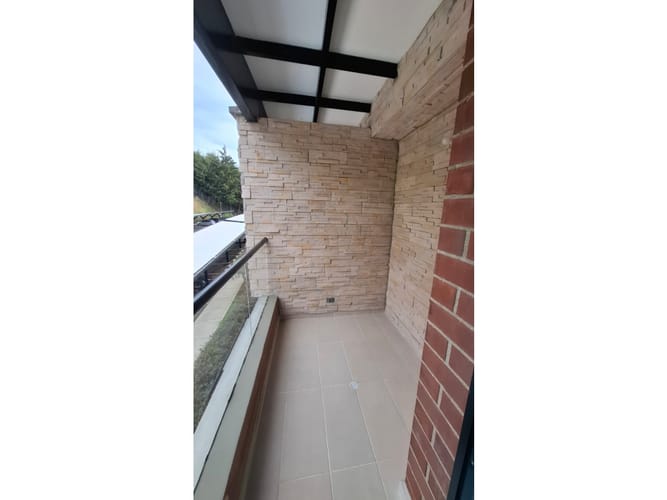 Apartamento de 3 alcobas en venta en El Retiro, 84 m² · foto 2 de 11